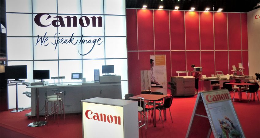 STAND CANON PRINT SIGN 2012  