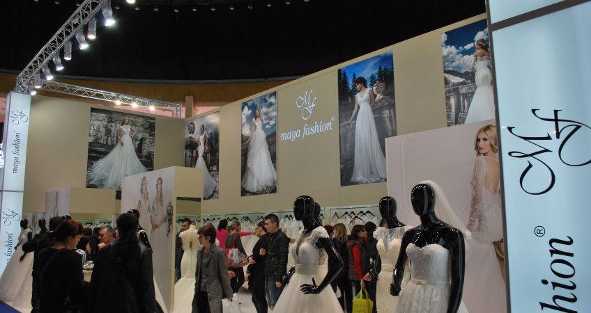 STAND MAYA FASHION 2 – GHIDUL MIRESEI 2016  