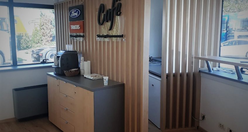 AMENAJARI SHOWROOM FORD TRUCKS 2  